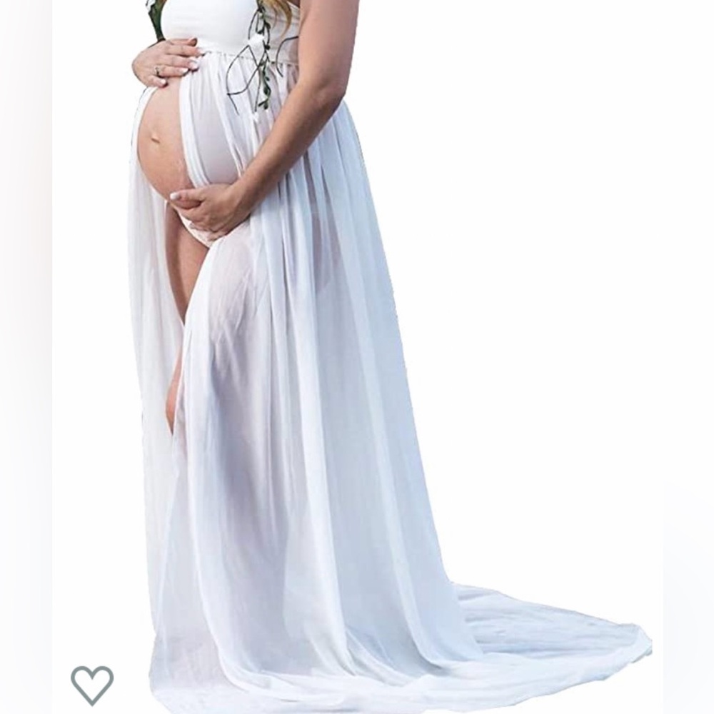 White Maternity photoshoot dress!